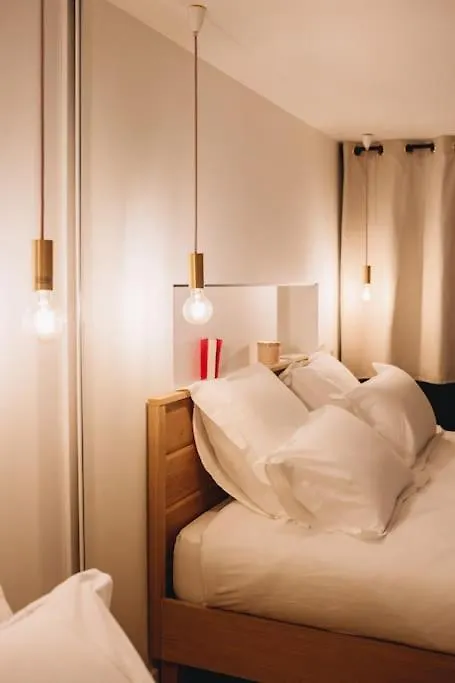 La Vie En Rose - Luxe, Calme & Hypercentre - 3* Apartment Annecy