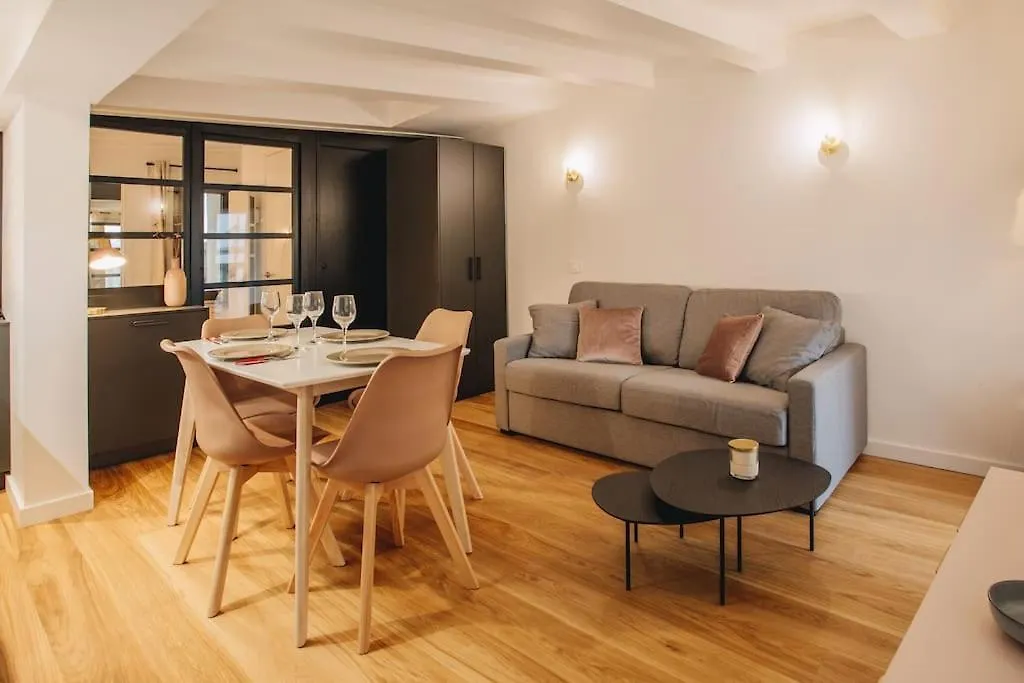 La Vie En Rose - Luxe, Calme & Hypercentre - 3* Apartment Annecy France